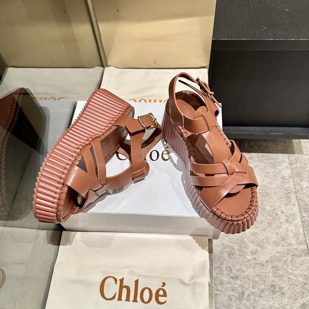Chloe クロエ ブラウンレザーサンダル