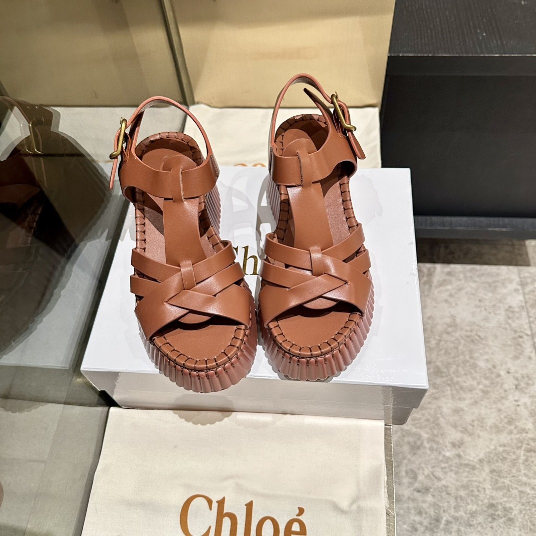 最終値下げ！！ Chloé ブラウン エスパドリーユサンダル 39 最終値下げ！！ Chloé ブラウン エスパドリーユサンダル 39 - メルカリ